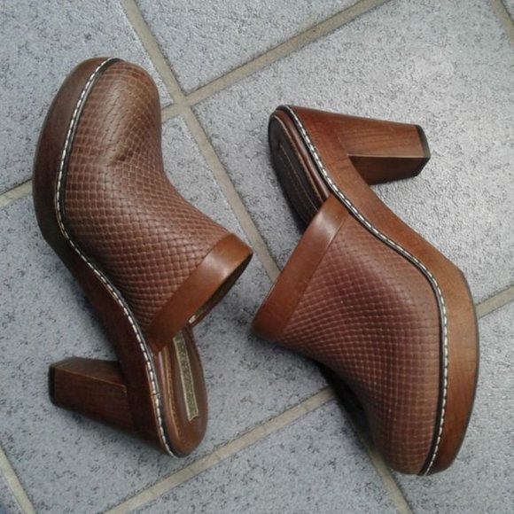 Stylish shoes for Winter & Summer (S017) - Picture 3 of 10